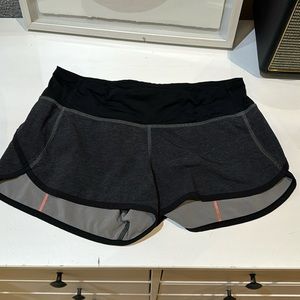 Lululemon shorts size 4
